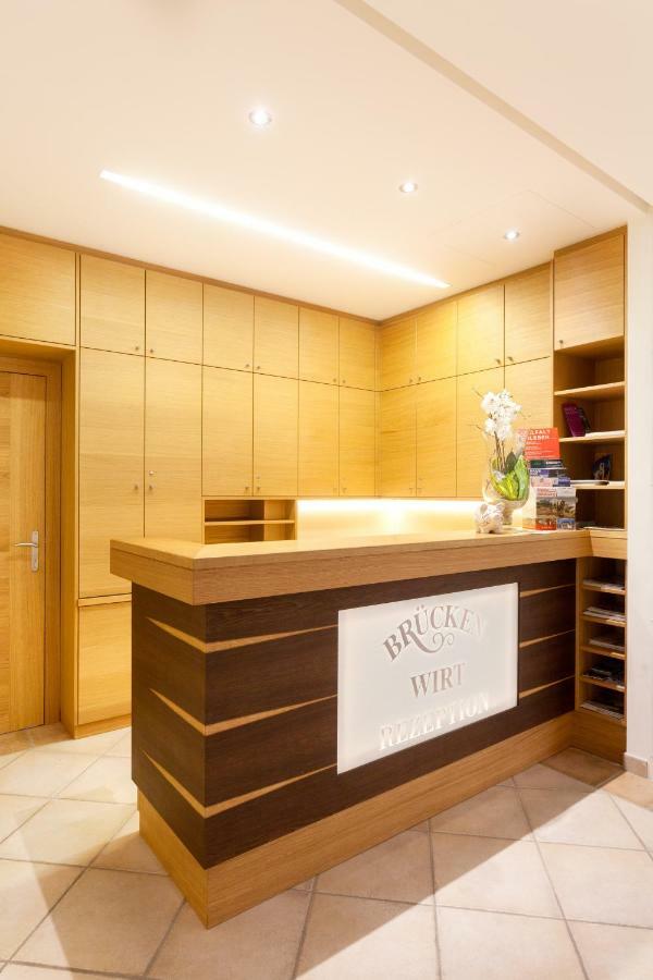Brueckenwirt Hotel Hallein Ngoại thất bức ảnh
