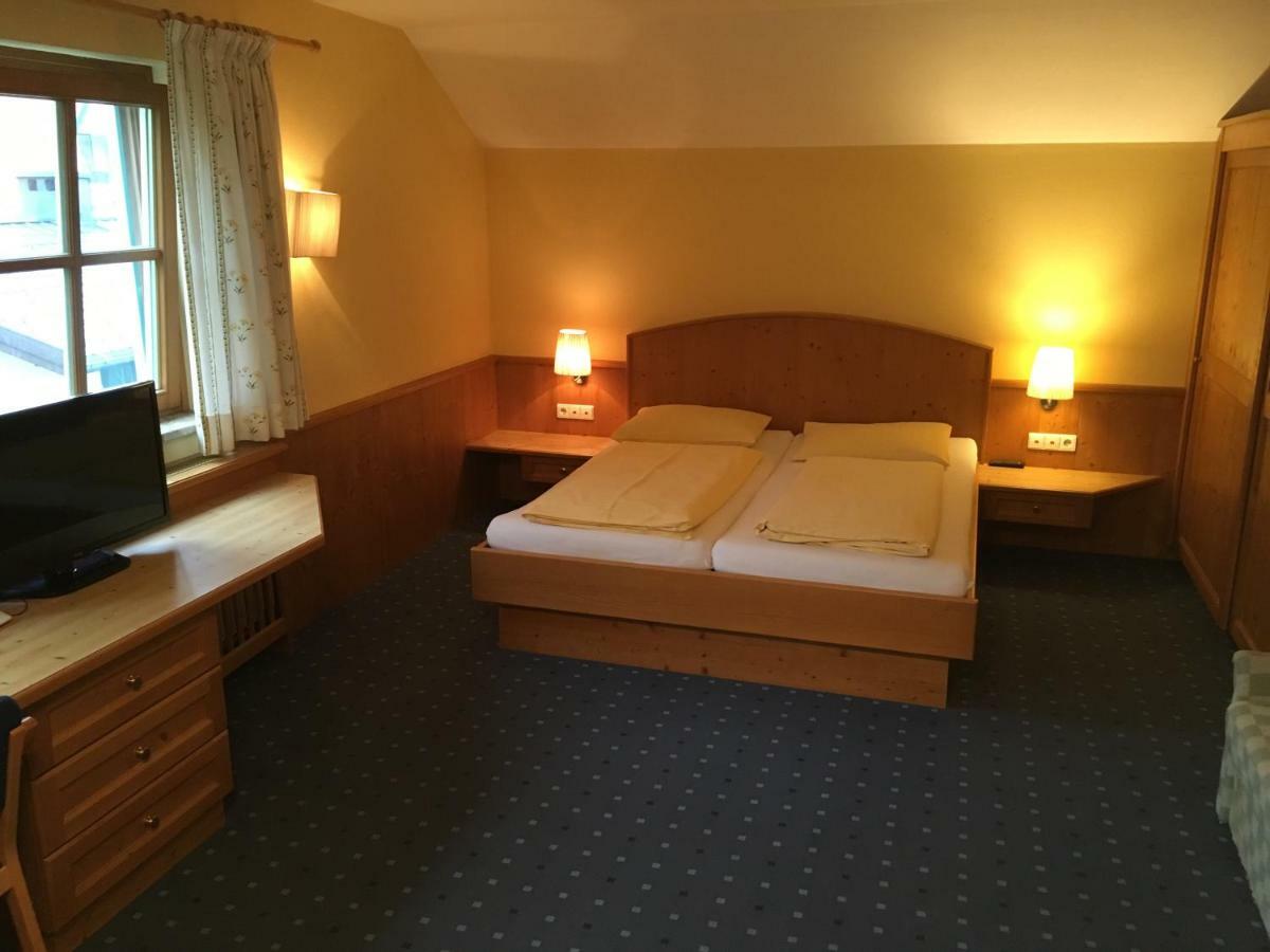 Brueckenwirt Hotel Hallein Ngoại thất bức ảnh